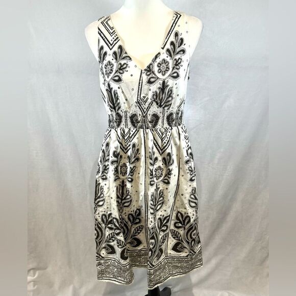 100% cotton black and white boho print smocked waist dress size 6 - Picture 1 of 4